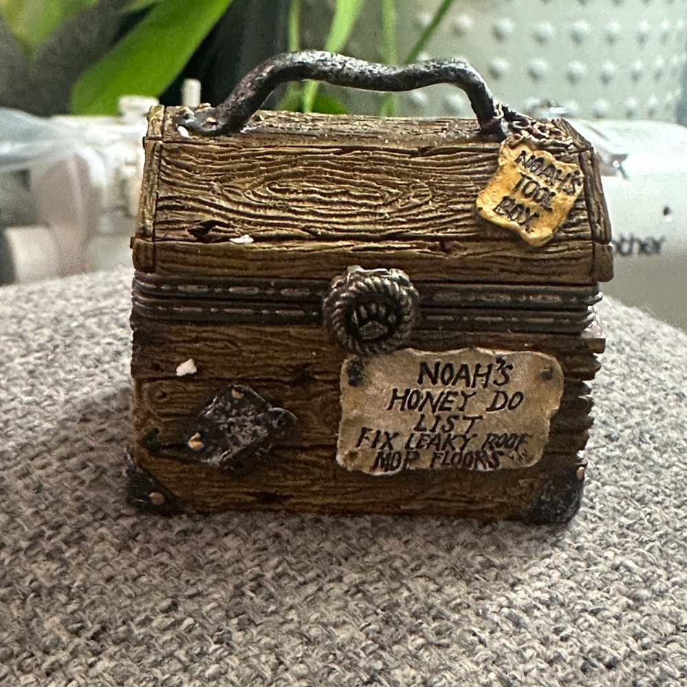 Boyds Bears Noah's Toolbox Friends of Boyds Special Issue Style